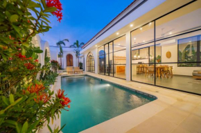 Villa Malea - luxurious chic 3BR Villa - pool - Canggu